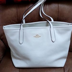 Authentic White & Gold Coach Tote !!